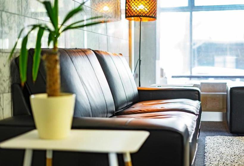 ホテル The Phat Packers