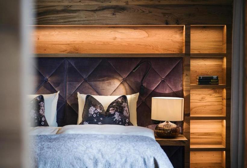 Boutiquehotel Blaue Burg Falkenstein