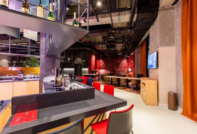 هتل Ibis Tbilisi Stadium