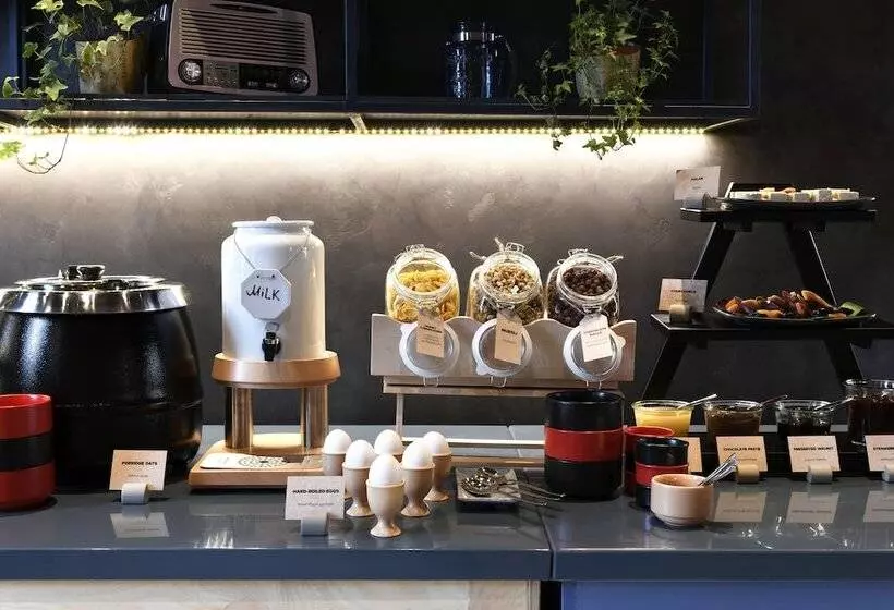 هتل Ibis Tbilisi Stadium