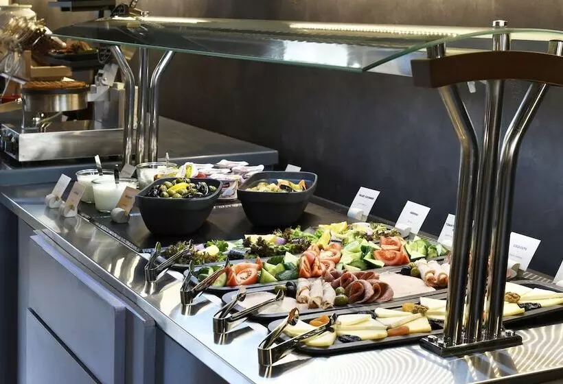 هتل Ibis Tbilisi Stadium