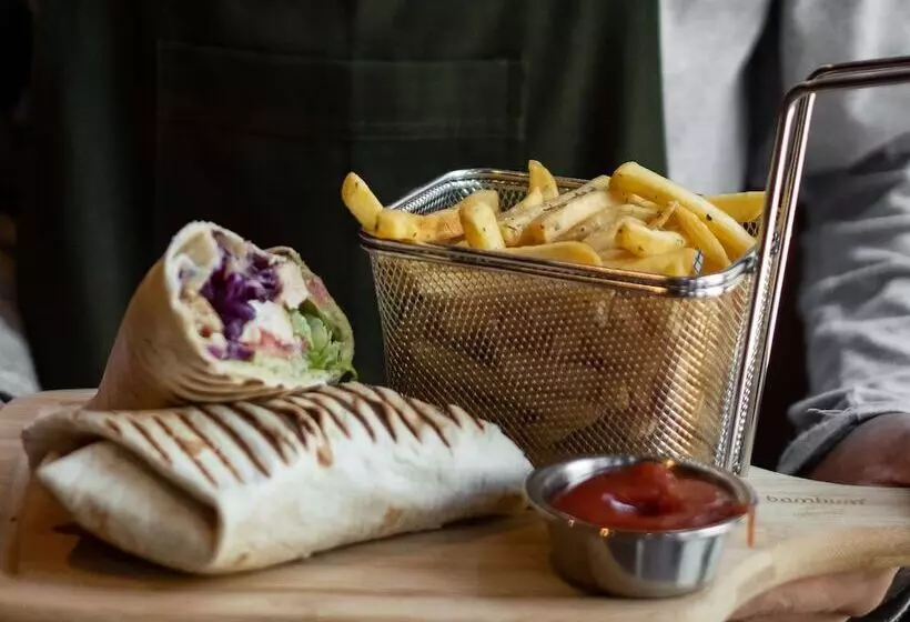 هتل Ibis Tbilisi Stadium