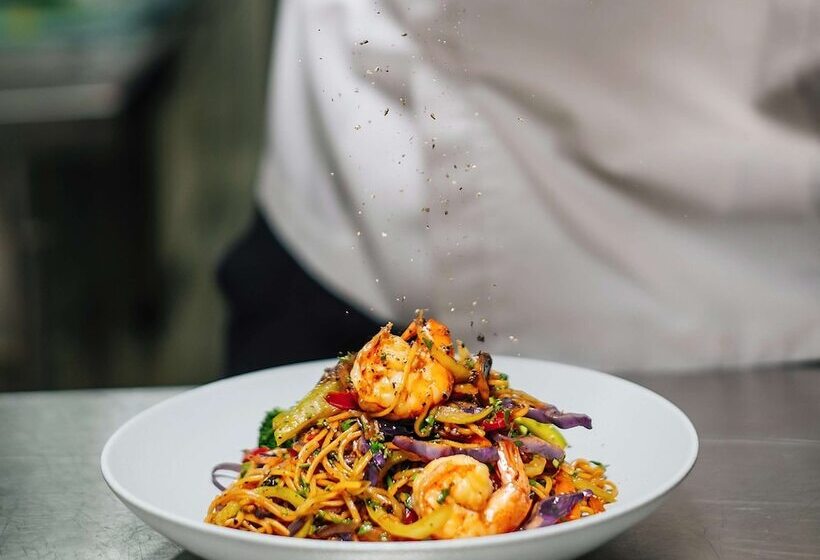 هتل Ibis Tbilisi Stadium