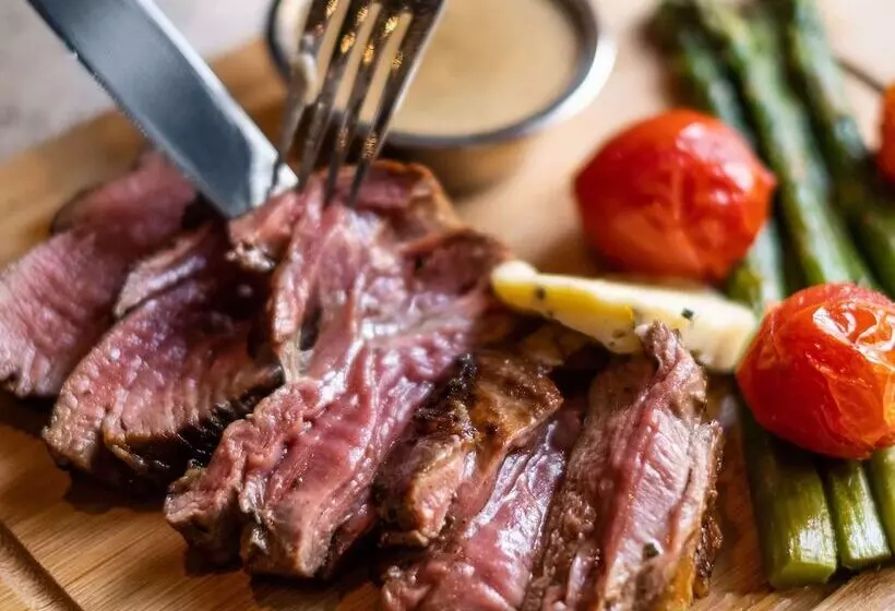 هتل Ibis Tbilisi Stadium