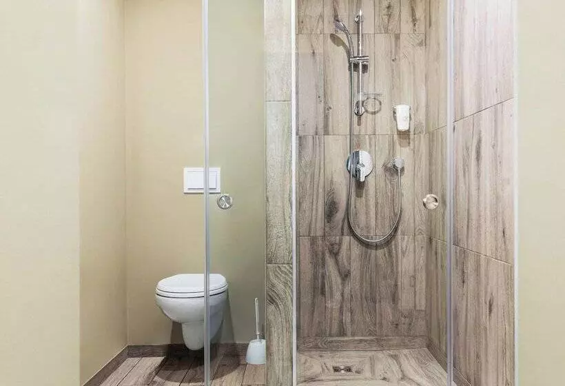 هتل Ibis Tbilisi Stadium