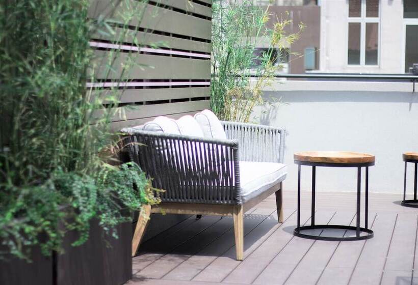 هتل Nuve Elements