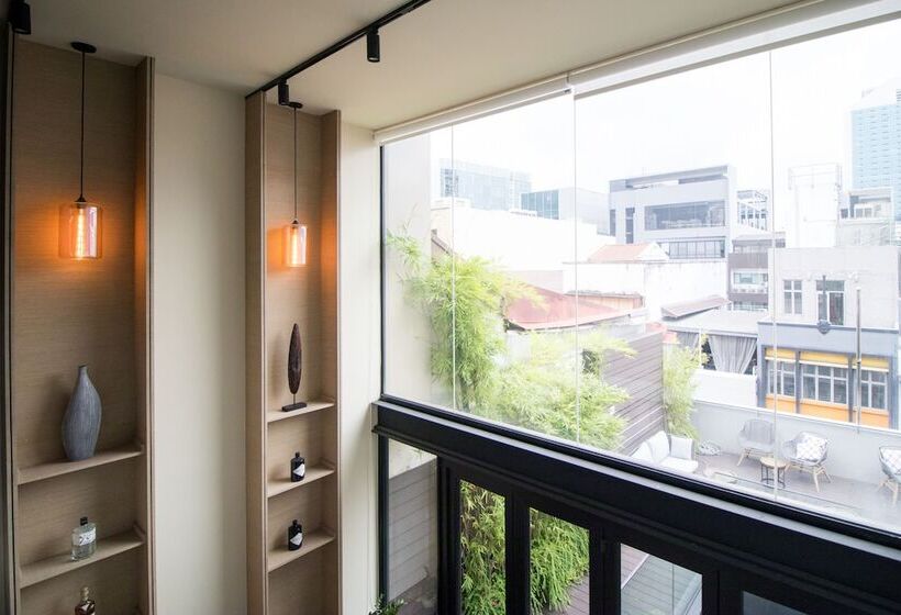 هتل Nuve Elements