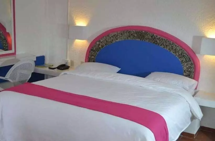 Hotelli Pachuca Inn