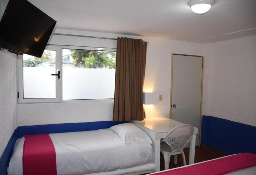 Отель Pachuca Inn