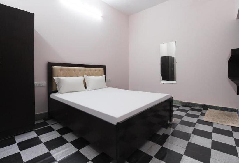 בית מלון כפרי Spot On 62182 Khubsaras