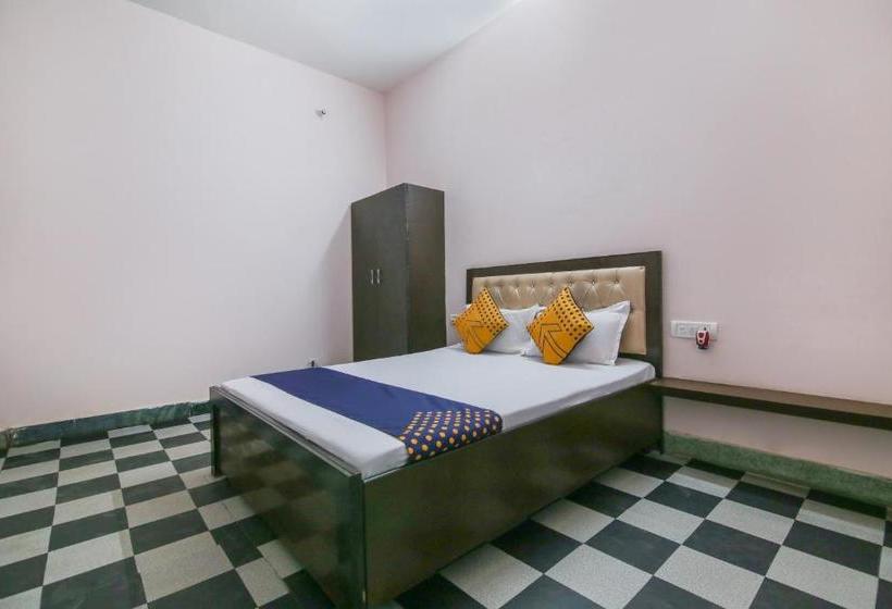 בית מלון כפרי Spot On 62182 Khubsaras