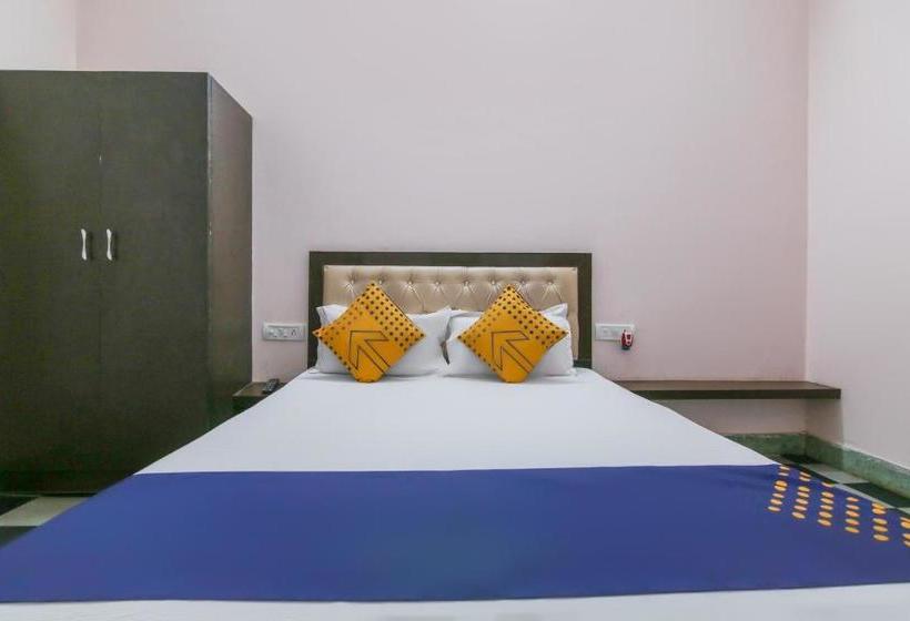 בית מלון כפרי Spot On 62182 Khubsaras