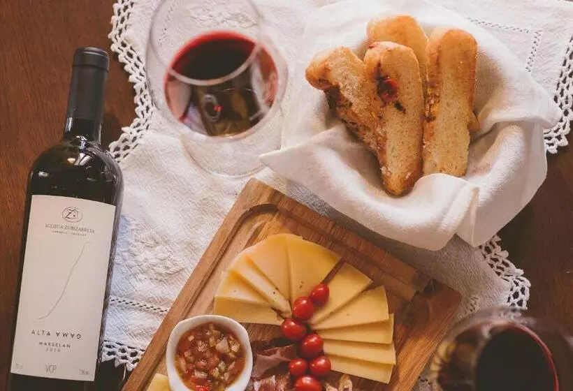 ホテル Casa De Aitona Bodega Zubizarreta
