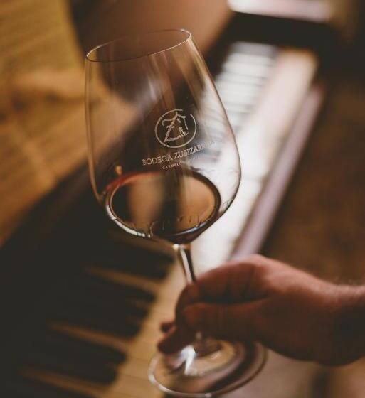 Hotel Casa De Aitona Bodega Zubizarreta