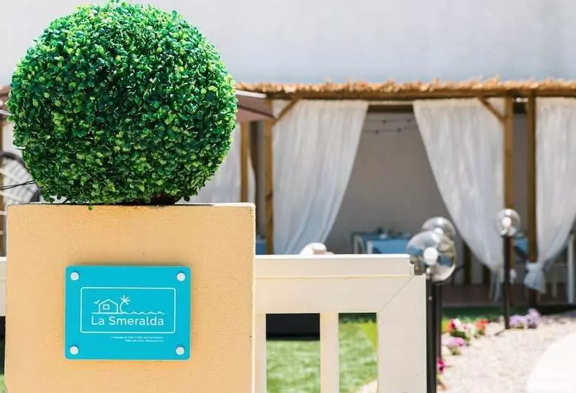 ペンション La Smeralda   Boutique Rooms And Breakfast