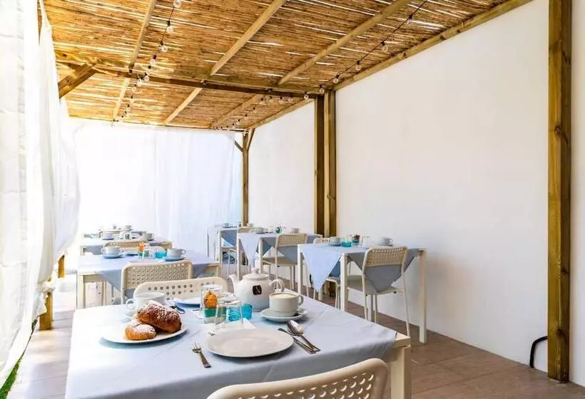 ペンション La Smeralda   Boutique Rooms And Breakfast