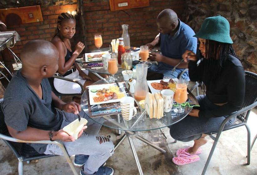 펜션 Leopard Kruger Lodge