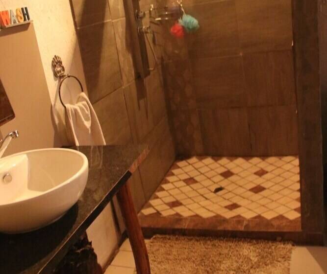 펜션 Leopard Kruger Lodge