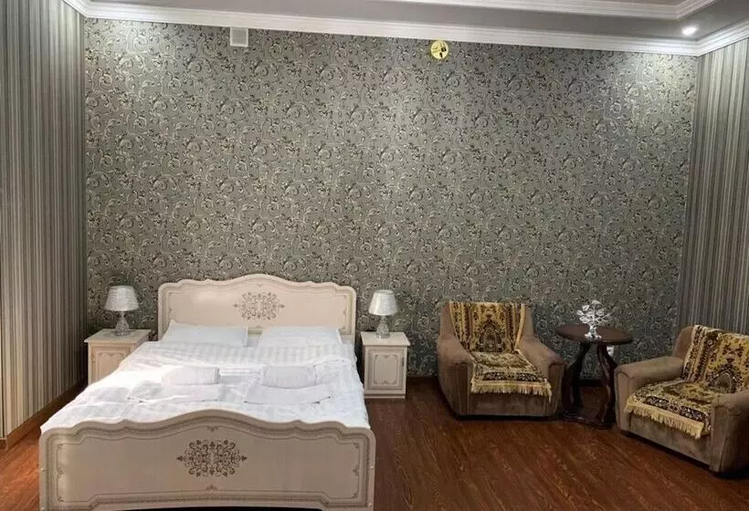 پانسیون Sitorabonu Guest House