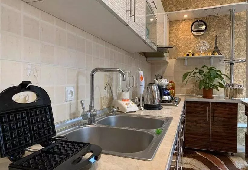پانسیون Sitorabonu Guest House