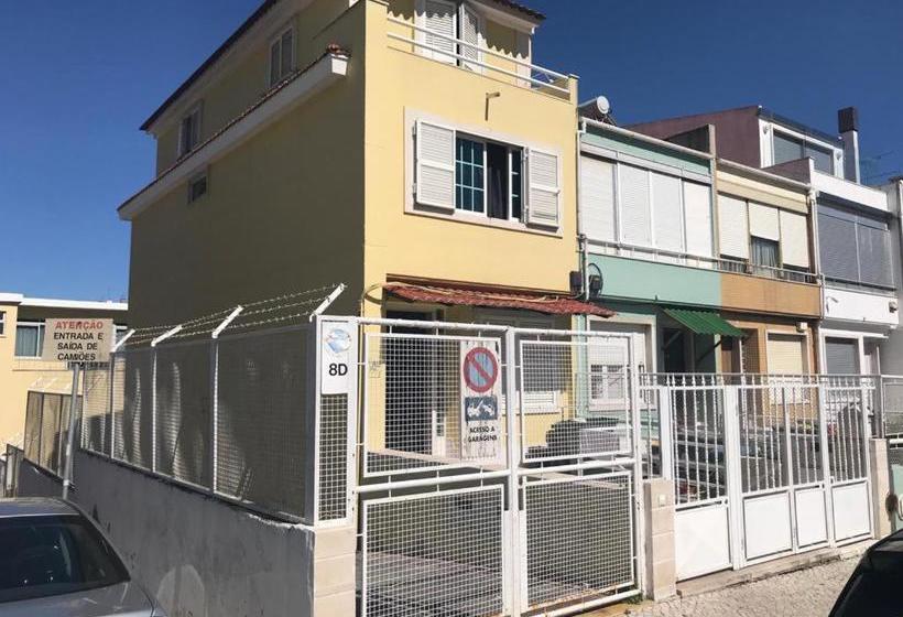 Refugio Popular Hostel