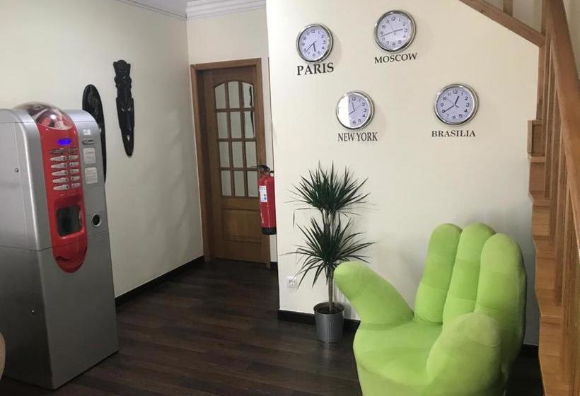 Refugio Popular Hostel