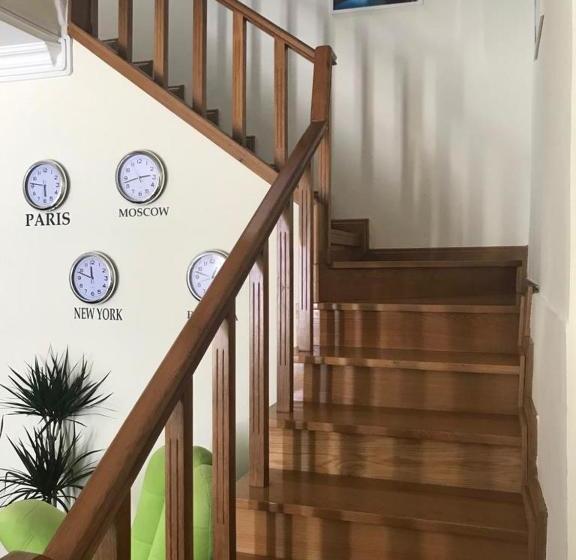 Refugio Popular Hostel