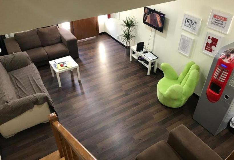 Refugio Popular Hostel