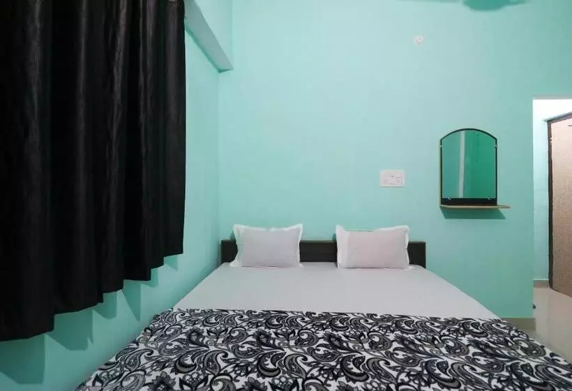 Spot On Hotel Raj