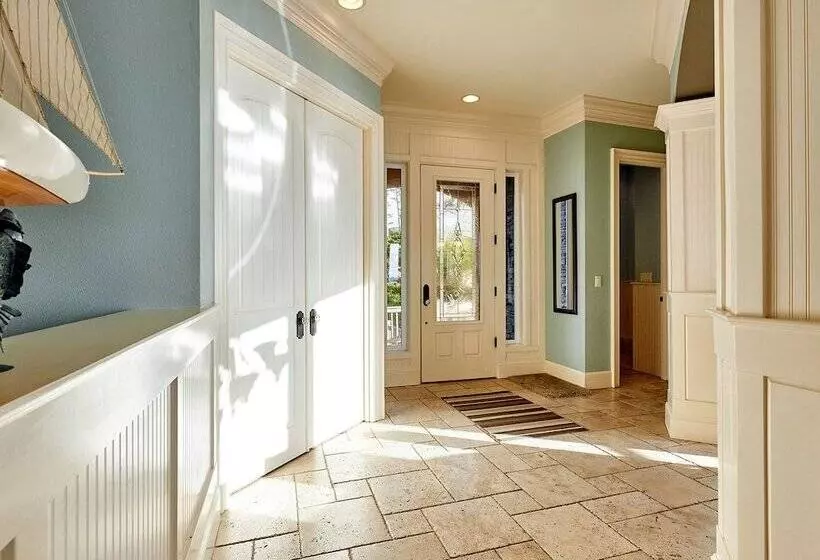 Admiral S Beach Retreat