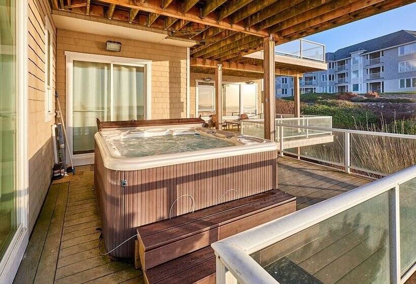 Admiral S Beach Retreat