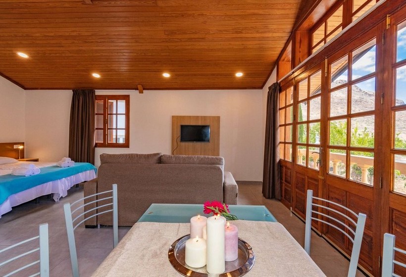 Casa De Vacaciones Con Piscina Compartida En Mogán Ii