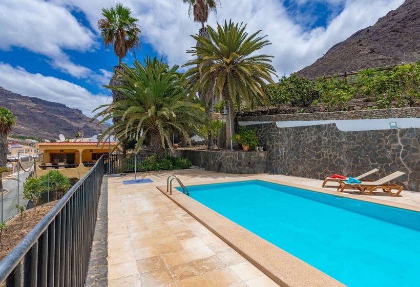 Casa De Vacaciones Con Piscina Compartida En Mogán Ii