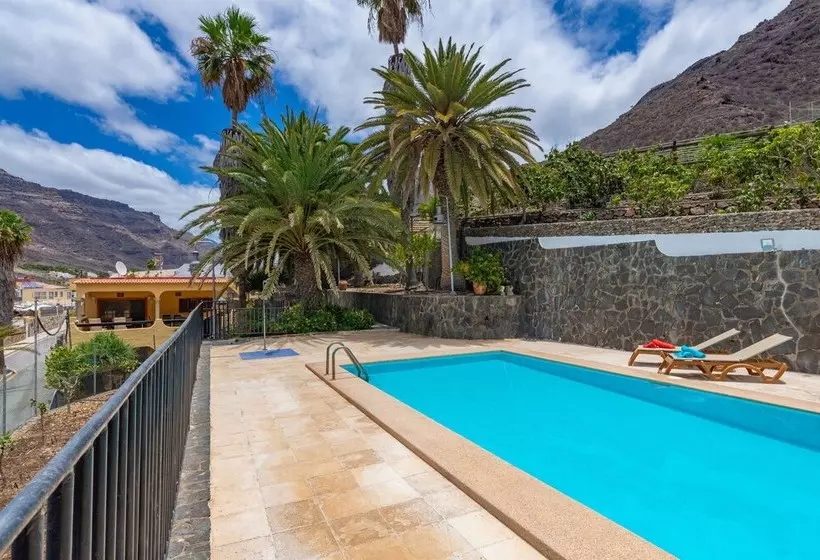 Casa De Vacaciones Con Piscina Compartida En Mogán Ii