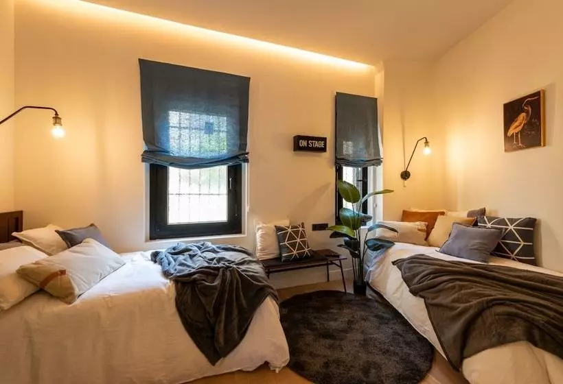 Class Bilbao Ac By Staynnapartments