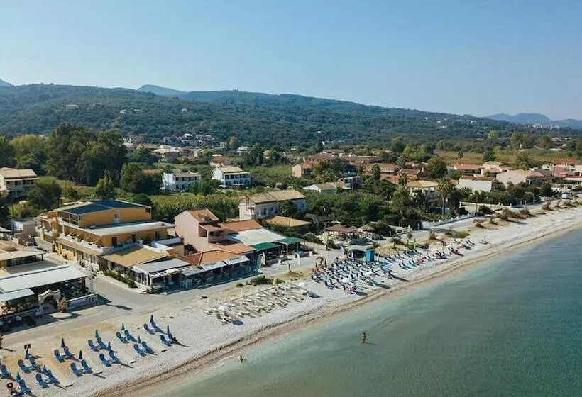Hotelli Kormoranos Beach