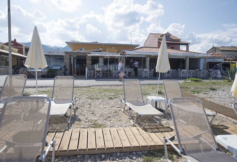 호텔 Kormoranos Beach