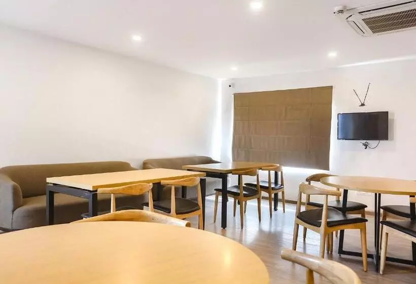 Fabhotel Vivek
