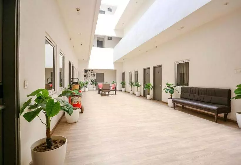 Fabhotel Vivek