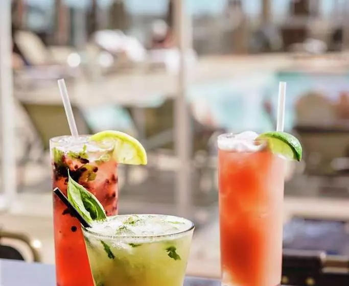 Hotelli The Cassara Carlsbad, Tapestry Collection By Hilton