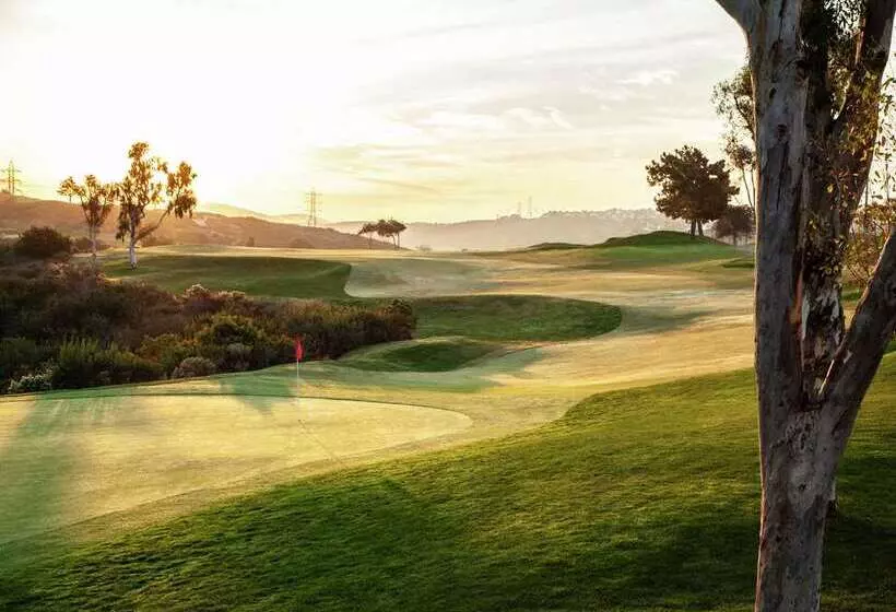 Hotelli The Cassara Carlsbad, Tapestry Collection By Hilton