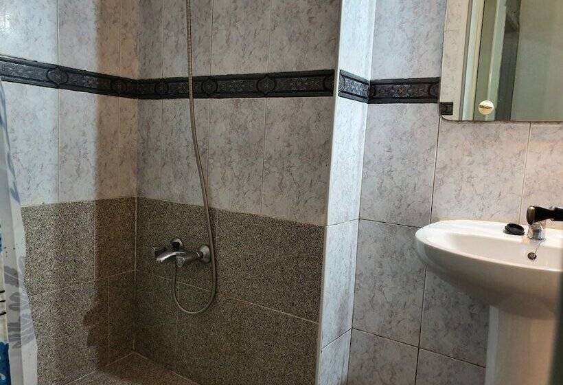 펜션 Low Cost Room Las Llaves 2