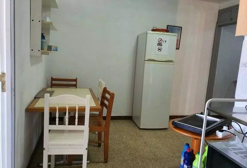 ペンション Low Cost Room Las Llaves 2