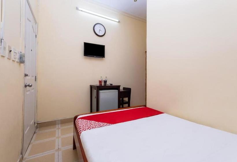 Pension Oyo 390 Hoa Cat