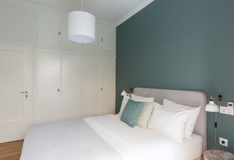 Sleek Flat In Central Syntagma By Upstreet