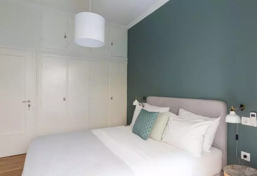 Sleek Flat In Central Syntagma By Upstreet