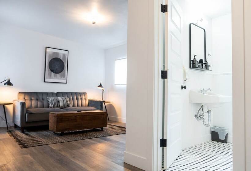 The Nightingale Motel