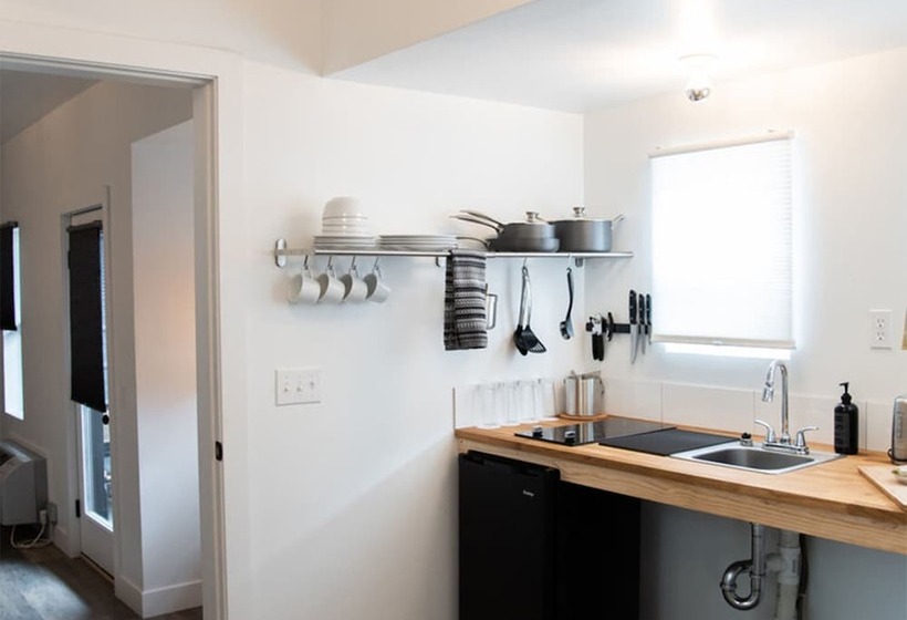 The Nightingale Motel