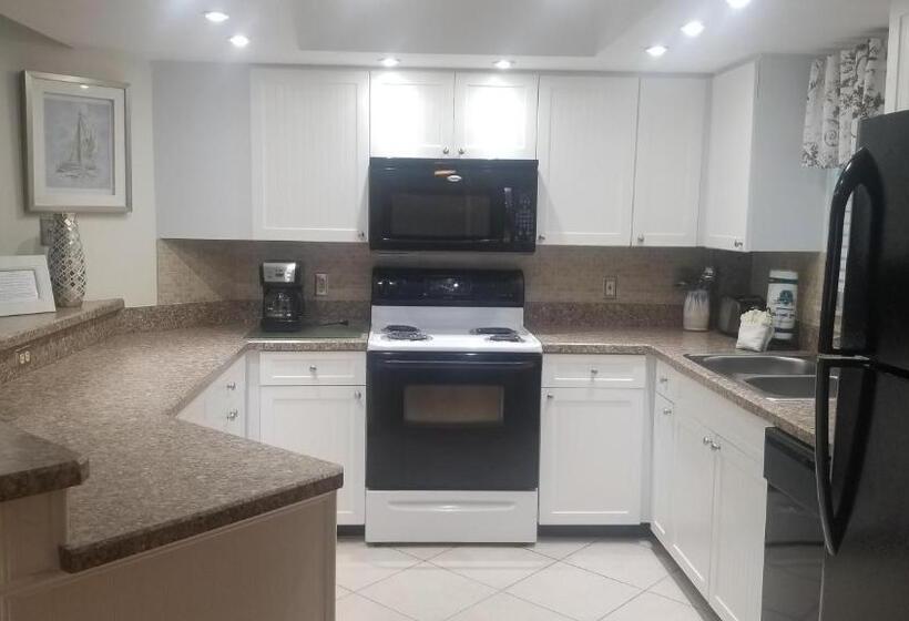 Gulf Strand Resort By Travel Resort Services