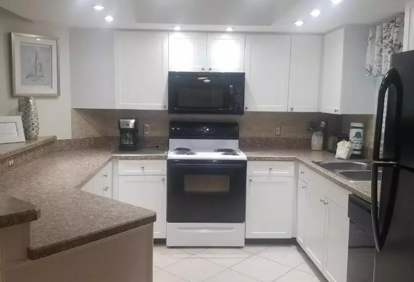 Gulf Strand Resort By Travel Resort Services